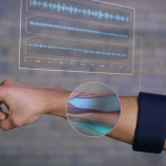 MYO: Un brazalete para controlar gadgets a través del movimiento